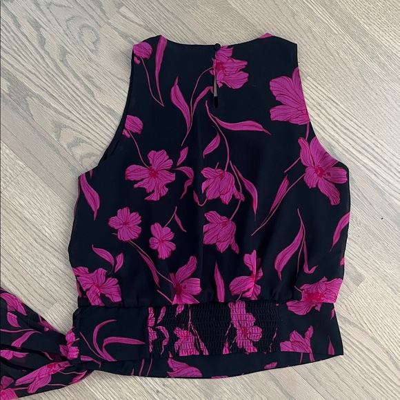 Banana Republic | lined sleeveless floral top | women’s XS - Picture 3 of 8